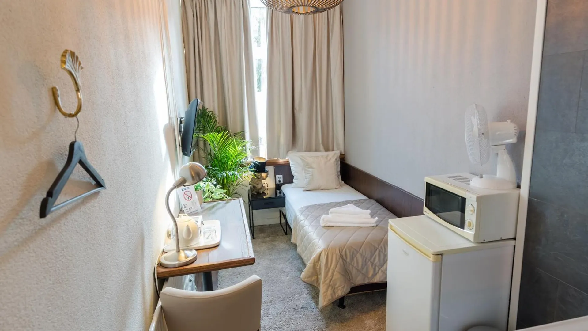 Hotel Orion Rotterdam 3*,  Nederland